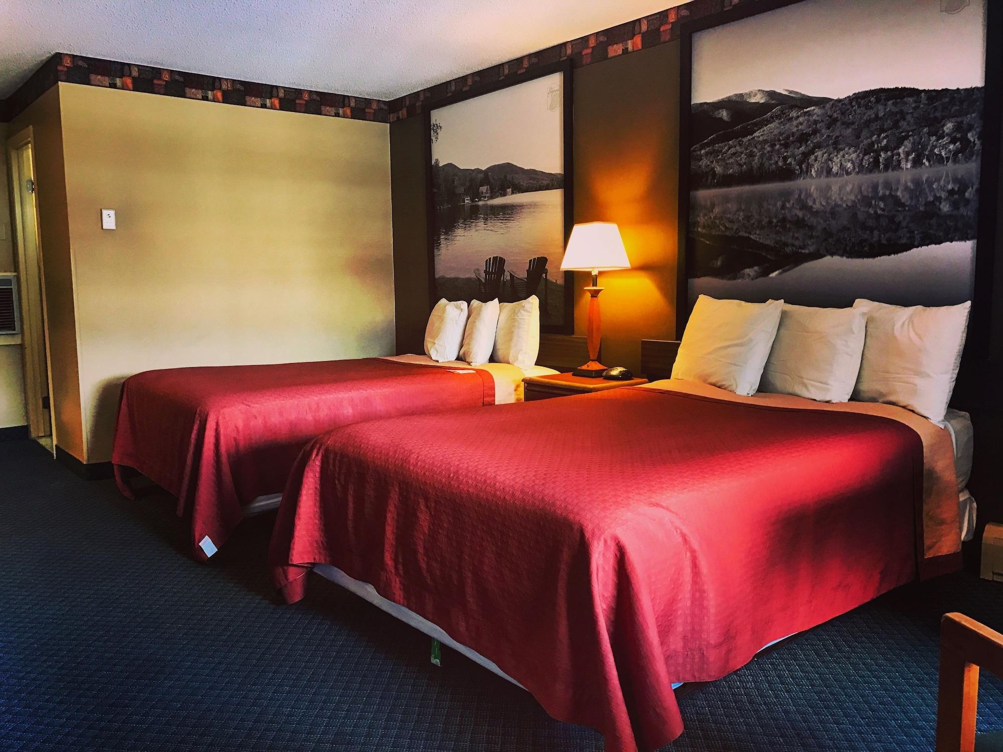Super 8 By Wyndham Lake George/Downtown מראה חיצוני תמונה