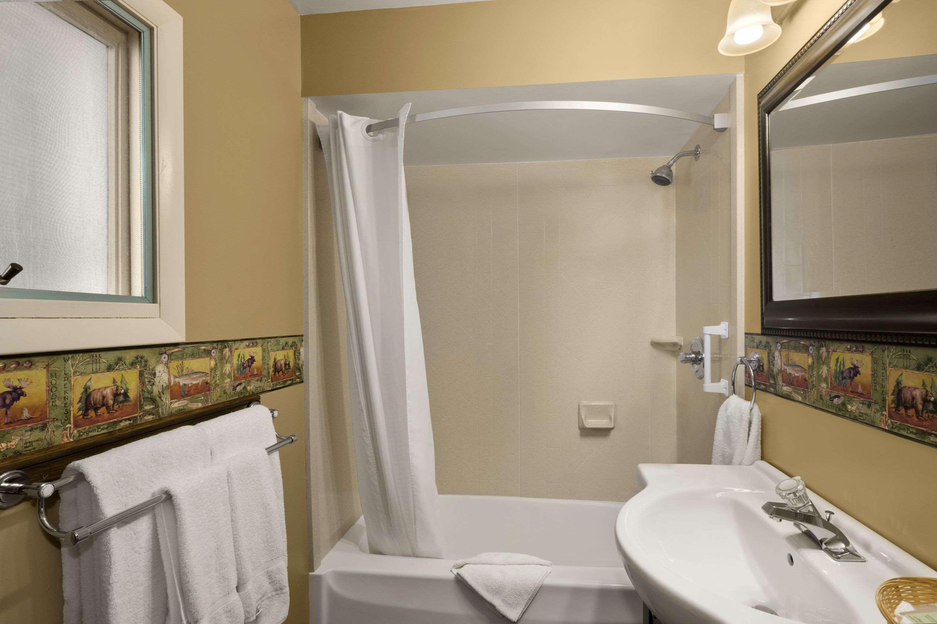 Super 8 By Wyndham Lake George/Downtown מראה חיצוני תמונה