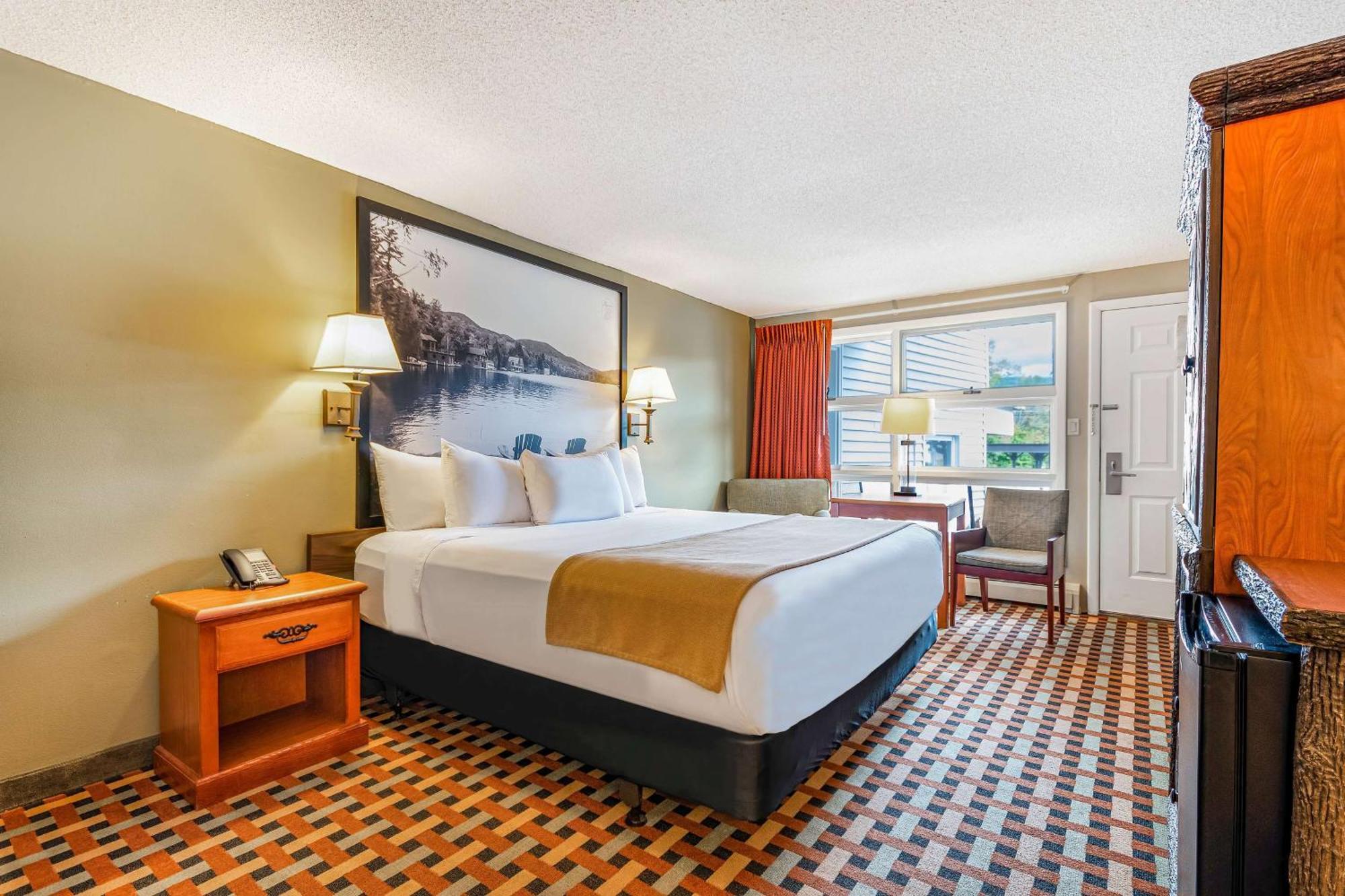 Super 8 By Wyndham Lake George/Downtown מראה חיצוני תמונה